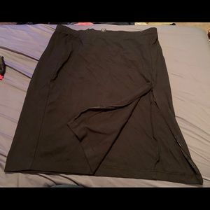 Lane Bryant black pencil skirt w front zip sz 20